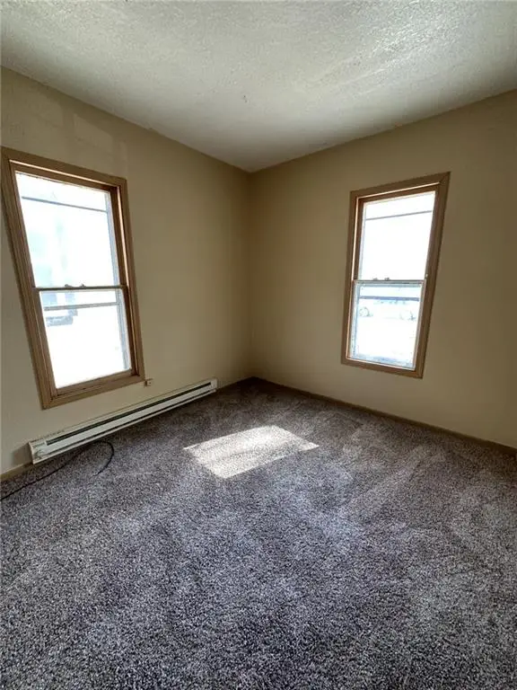 5304 Pryor Avenue, Saint Joseph, MO 64504 - Image #2