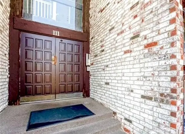 111 E 50th Street #B, Kansas City, MO 64112 - Image #3