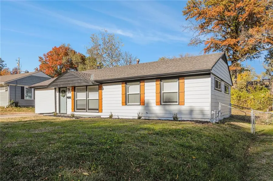 4714 E 44th Street, Kansas City, MO 64130 - Image #2