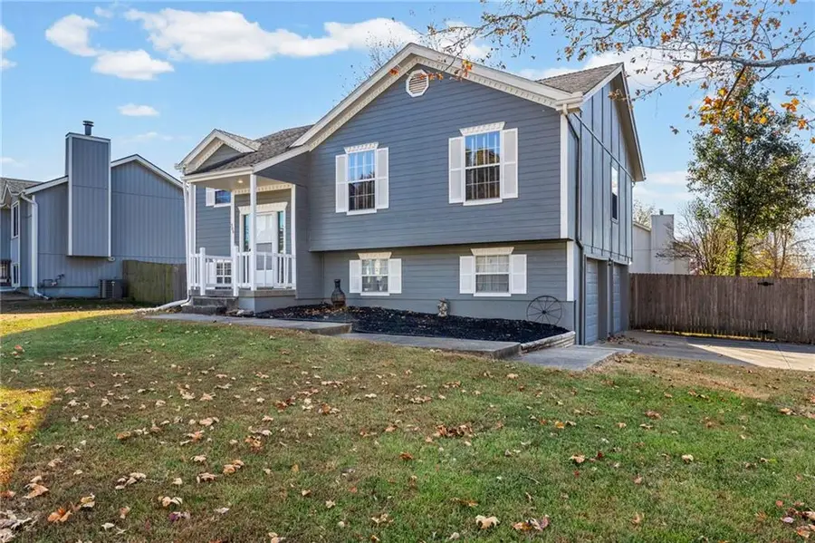 300 Copeland Drive, Greenwood, MO 64034 - Image #2