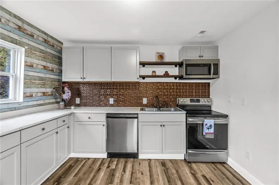 8111 Park Avenue, Kansas City, MO 64132 - Image #3