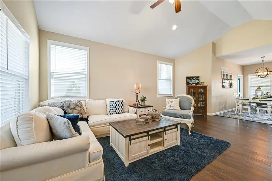 20893 W 225th Street, Spring Hill, KS 66083 - Image #3