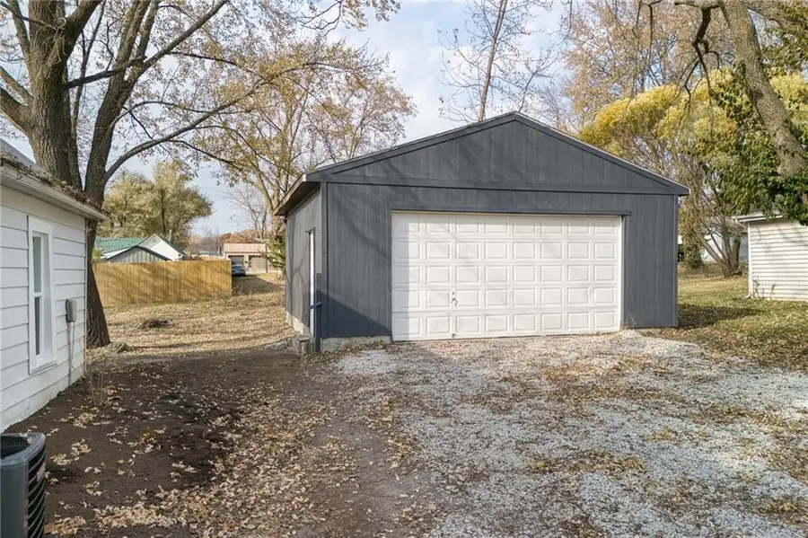 506 Maple Street, Lathrop, MO 64465 - Image #3