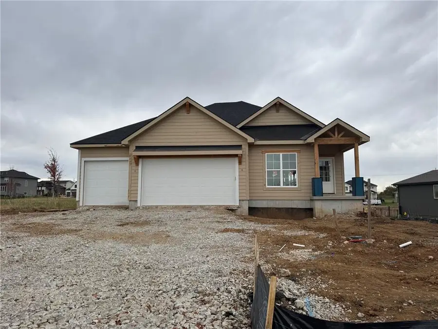 18508 Mohawk Lane, Overland Park, KS 66085 - Image #3