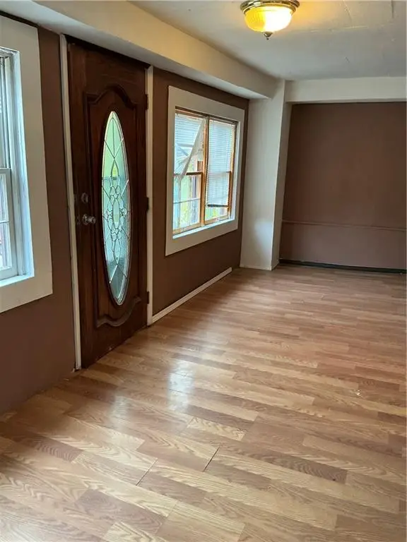 522 Kensington Avenue, Kansas City, MO 64124 - Image #2