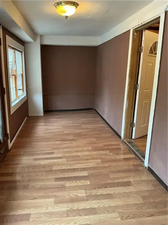 522 Kensington Avenue, Kansas City, MO 64124 - Image #3