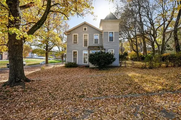 601 Congress Street, Leavenworth, KS 66048