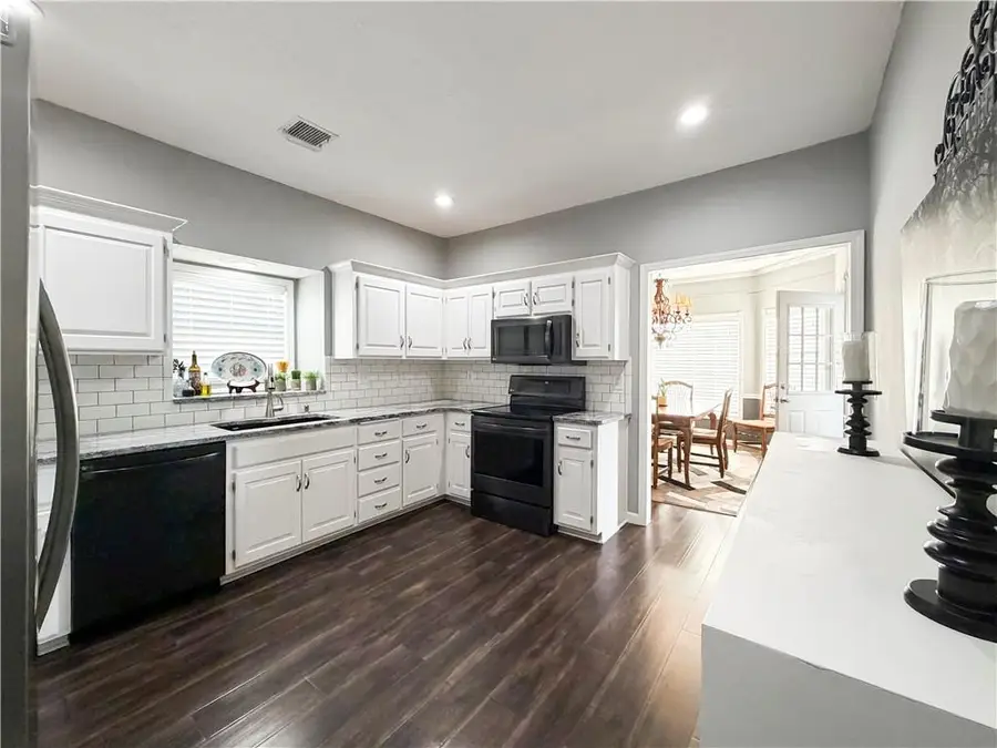 4322 S Milton Drive, Independence, MO 64055 - Image #2