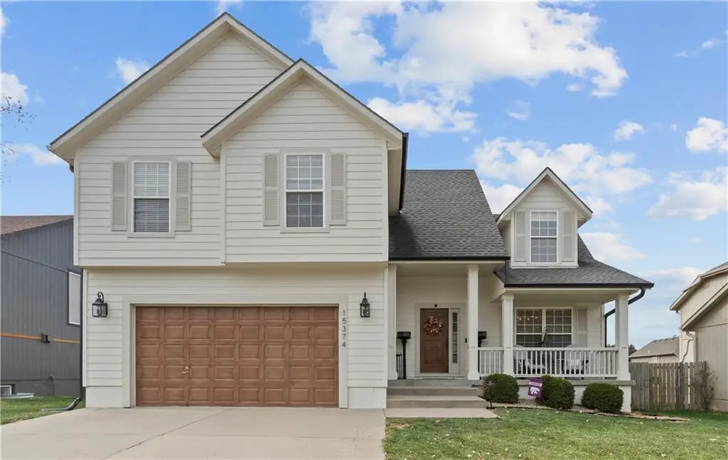 15374 S Greenwood Street, Olathe, KS 66062 - Image #1
