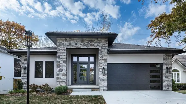 111 Teton Ridge, Greenwood, MO 64034