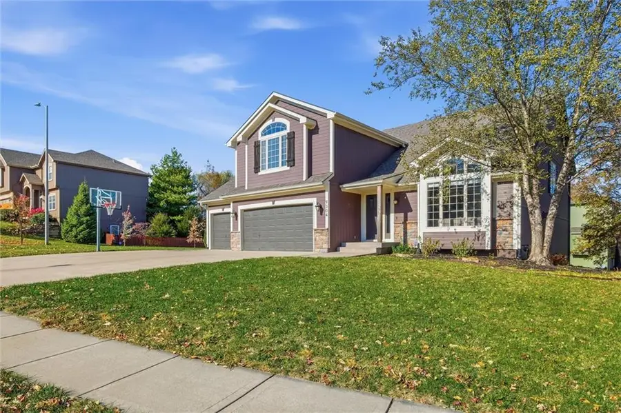 9304 NE 109th Terrace, Kansas City, MO 64157 - Image #2