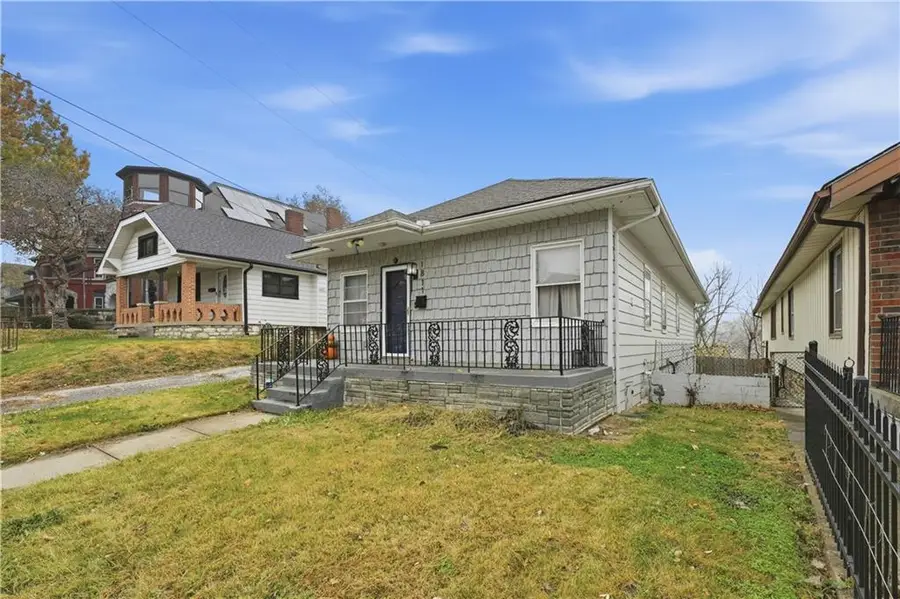 1811 Pendleton Avenue, Kansas City, MO 64124 - Image #3