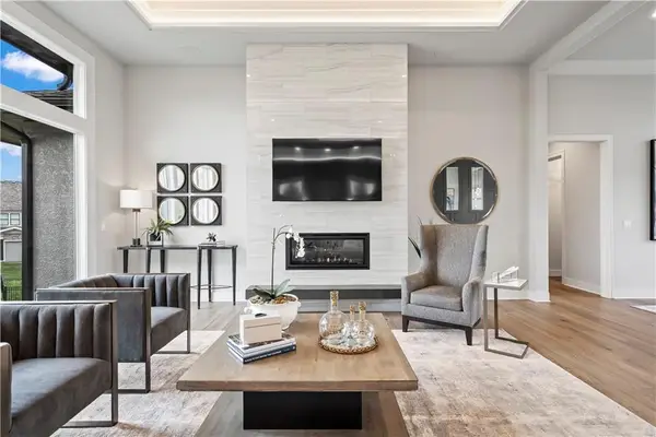 13606 Fontana Street, Leawood, KS 66224