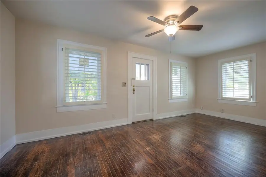 14 W 78th Street, Kansas City, MO 64114 - Image #2