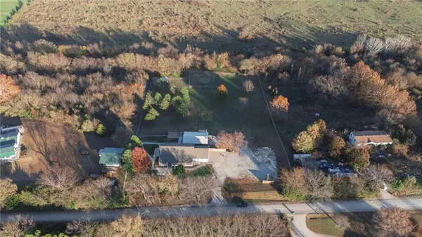 31731 Lookout Road, Paola, KS 66071