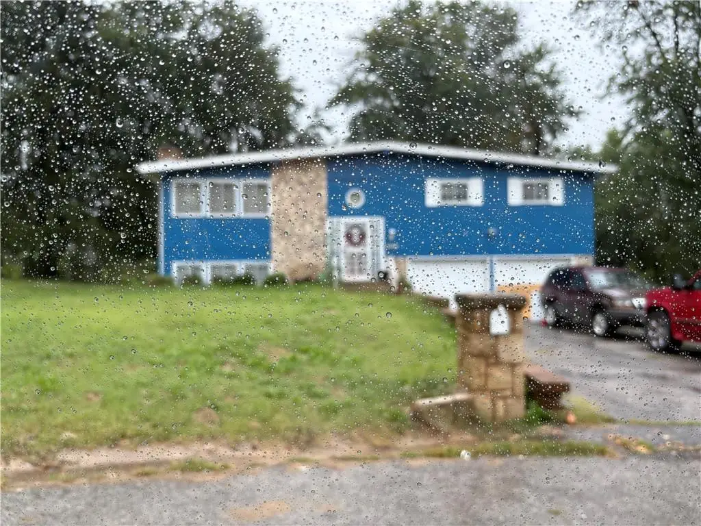 8021 Brookside Circle, Kansas City, KS 66109 - Image #1