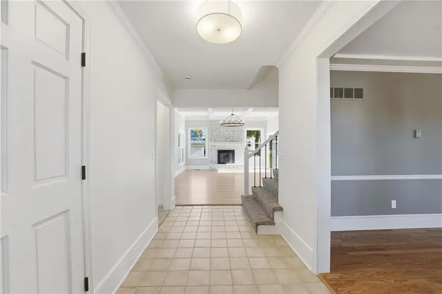 5735 Riley Street, Mission, KS 66202 - Image #3