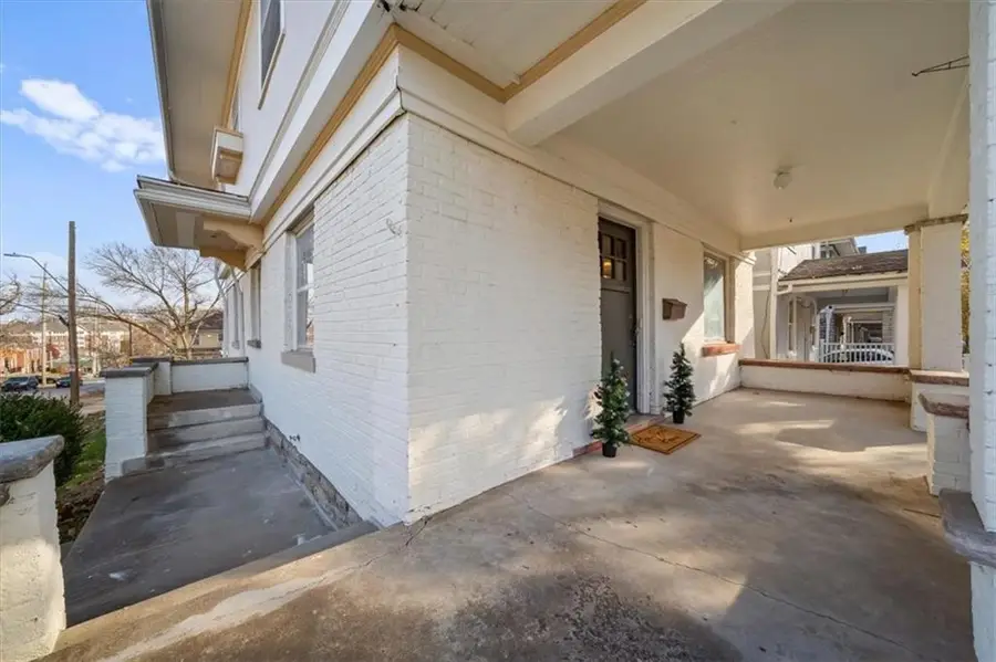 5101 Walnut Street, Kansas City, MO 64112 - Image #3