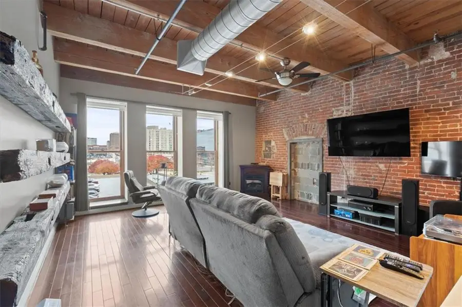 612 Central Street #304, Kansas City, MO 64105 - Image #3