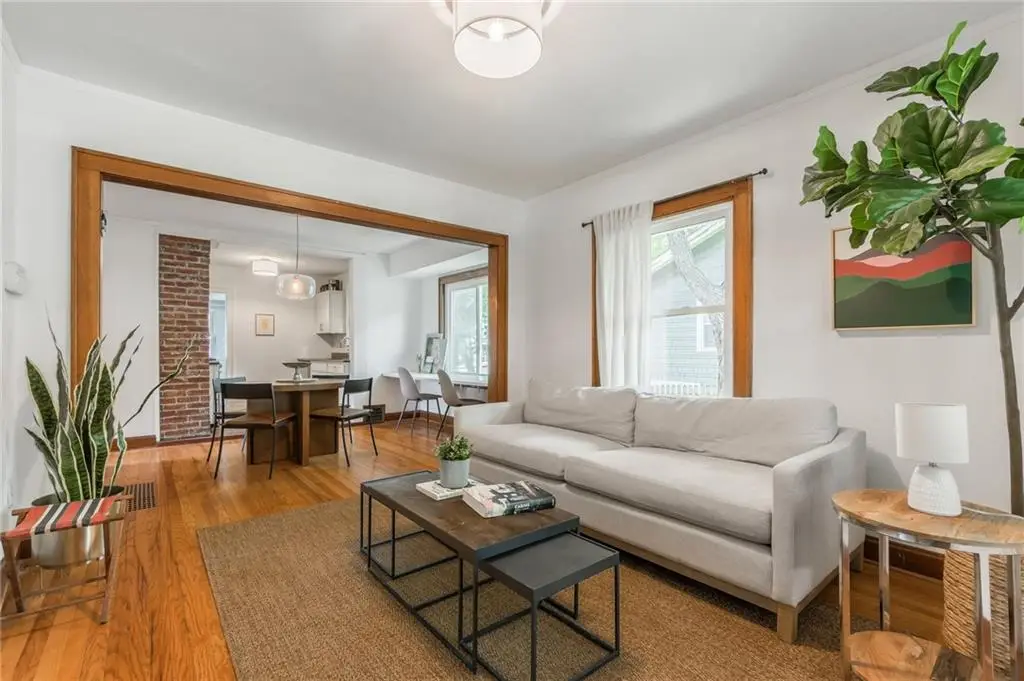 7235 Main Street, Kansas City, MO 64114 - Image #1