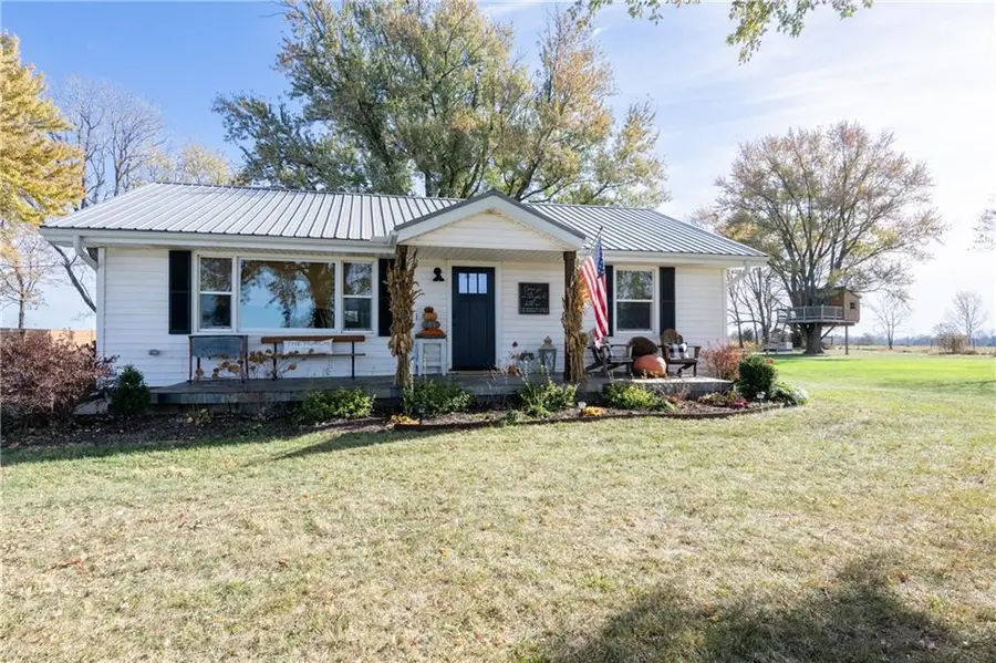 31685 Metcalf Road, Louisburg, KS 66053 - Image #3