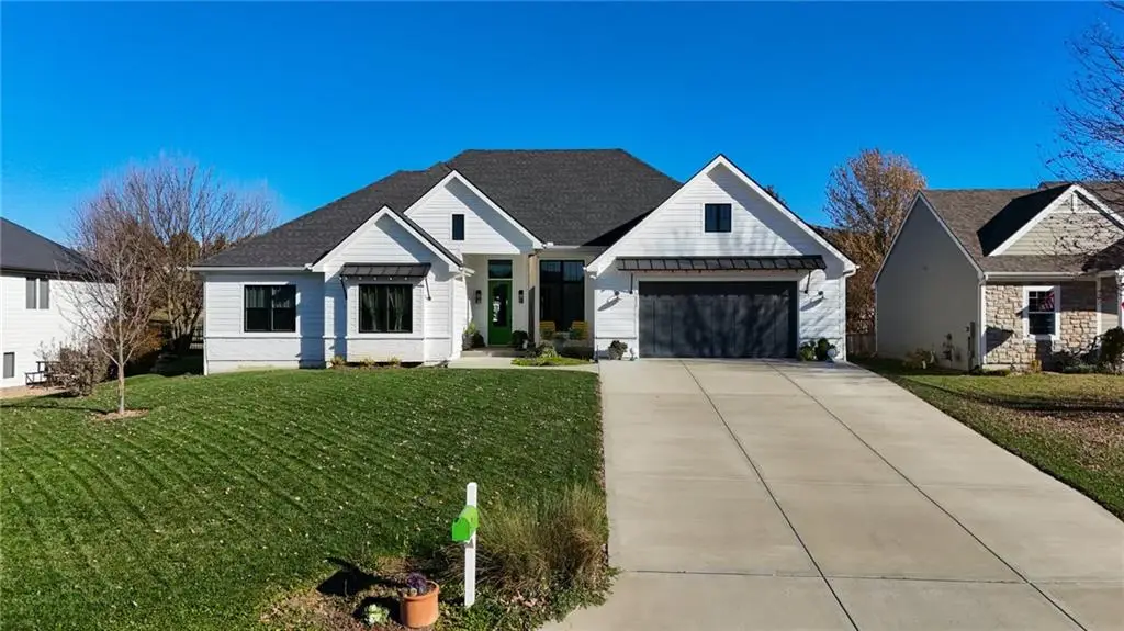 1210 Signal Lake Court, Baldwin City, KS 66006 - Image #1