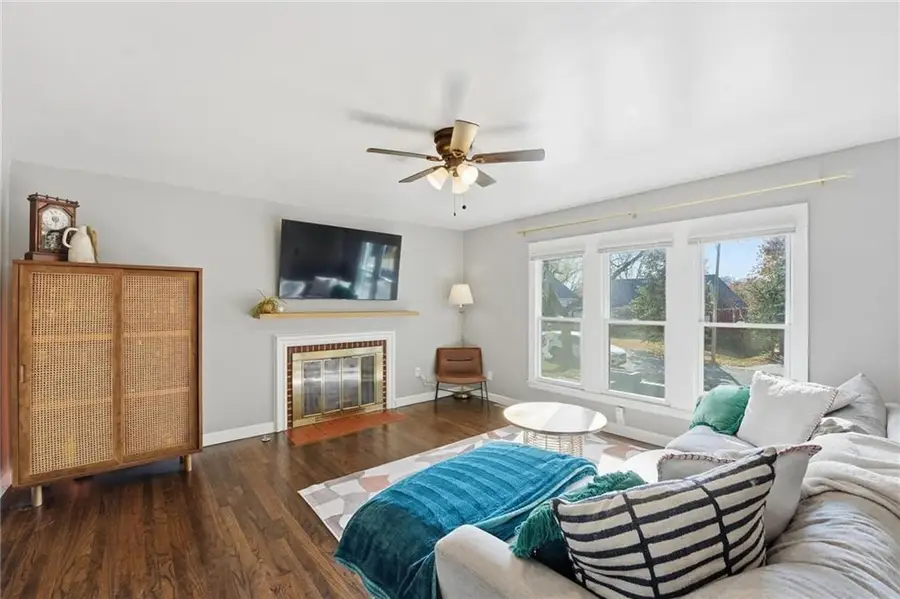 9031 Holly Street, Kansas City, MO 64114 - Image #3