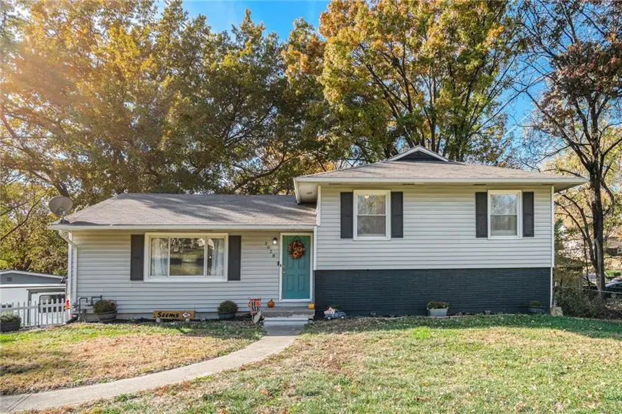 3628 N Lister Avenue, Kansas City, MO 64117 - Image #2