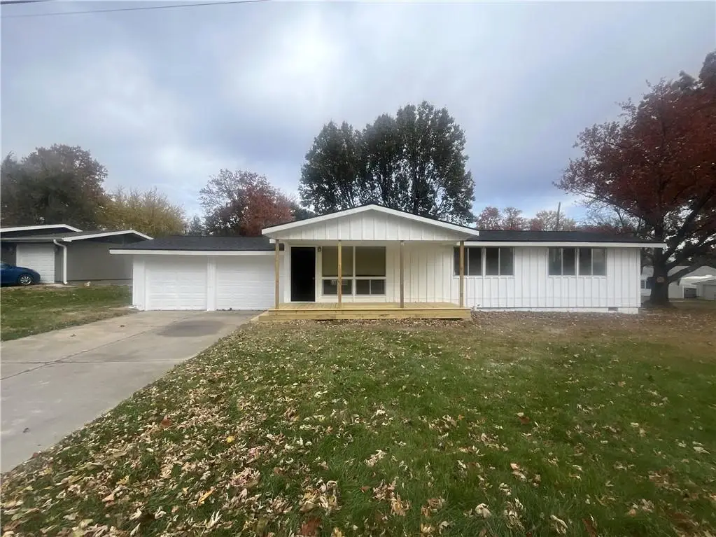 93 11th Street, Chillicothe, MO 64601 - Image #1