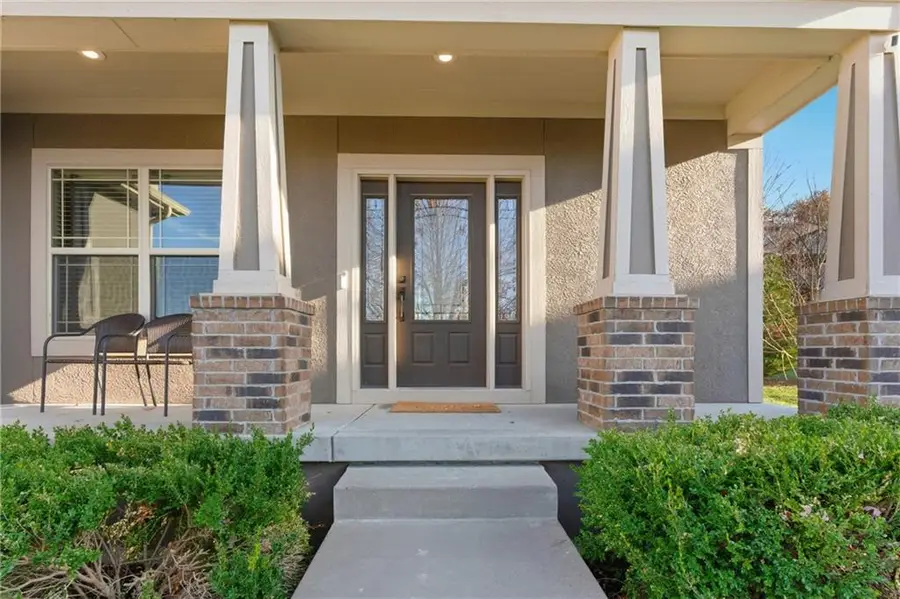 9305 N Hunter Court, Kansas City, MO 64157 - Image #2