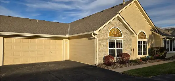 6115 NE Kensington Drive, Lee's Summit, MO 64064