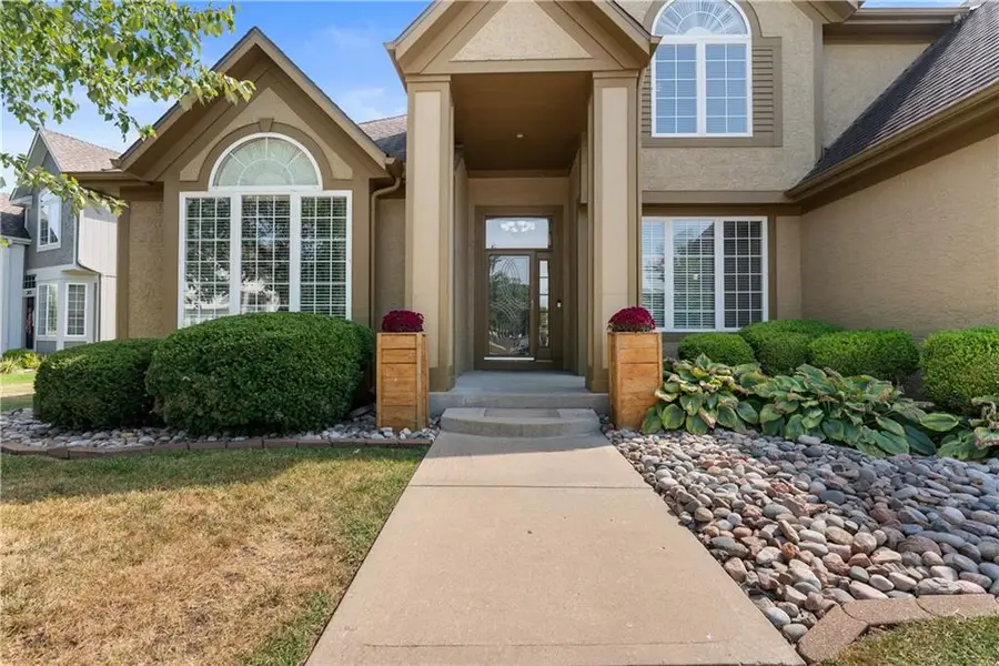 5937 NE Hidden Valley Drive, Lees Summit, MO 64064 - Image #2