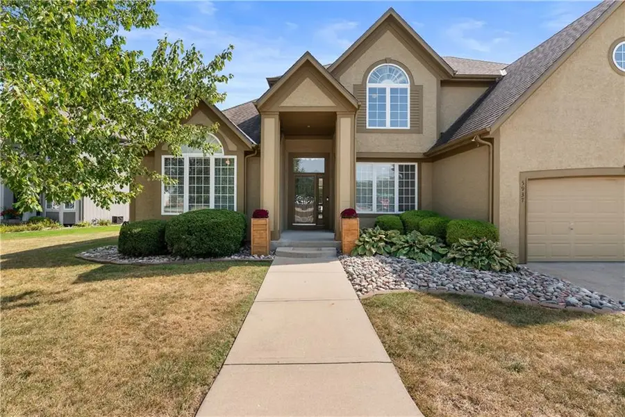 5937 NE Hidden Valley Drive, Lees Summit, MO 64064 - Image #3