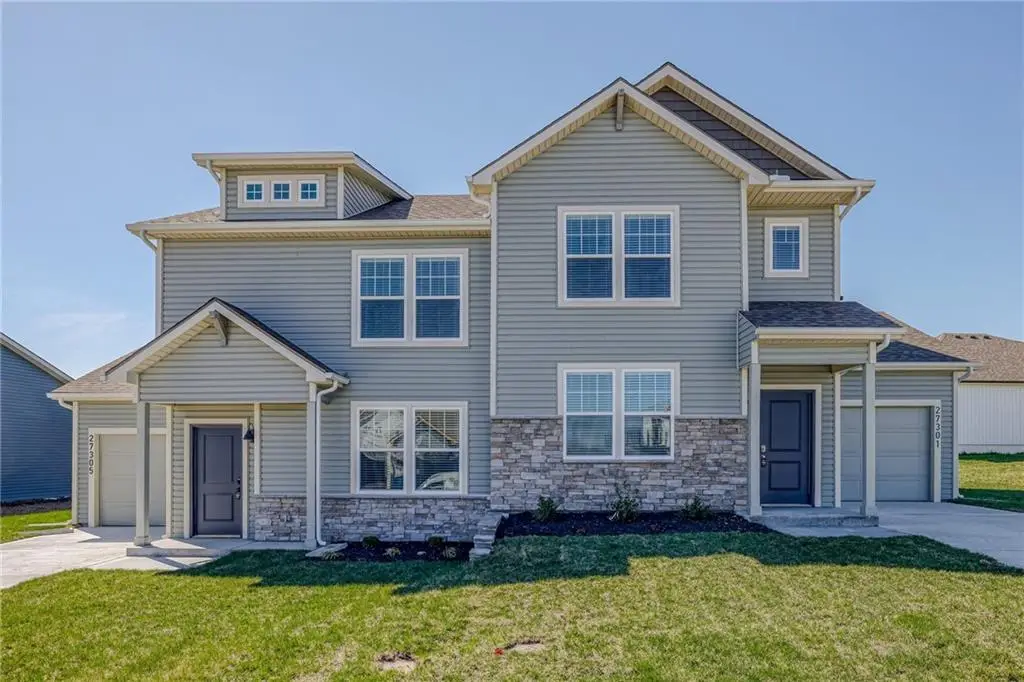 27307 Acacia Drive, Lees Summit, MO 64086 - Image #1