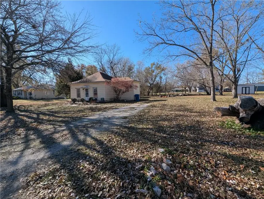 626 N 6th Street, Lacygne, KS 66040 - Image #3