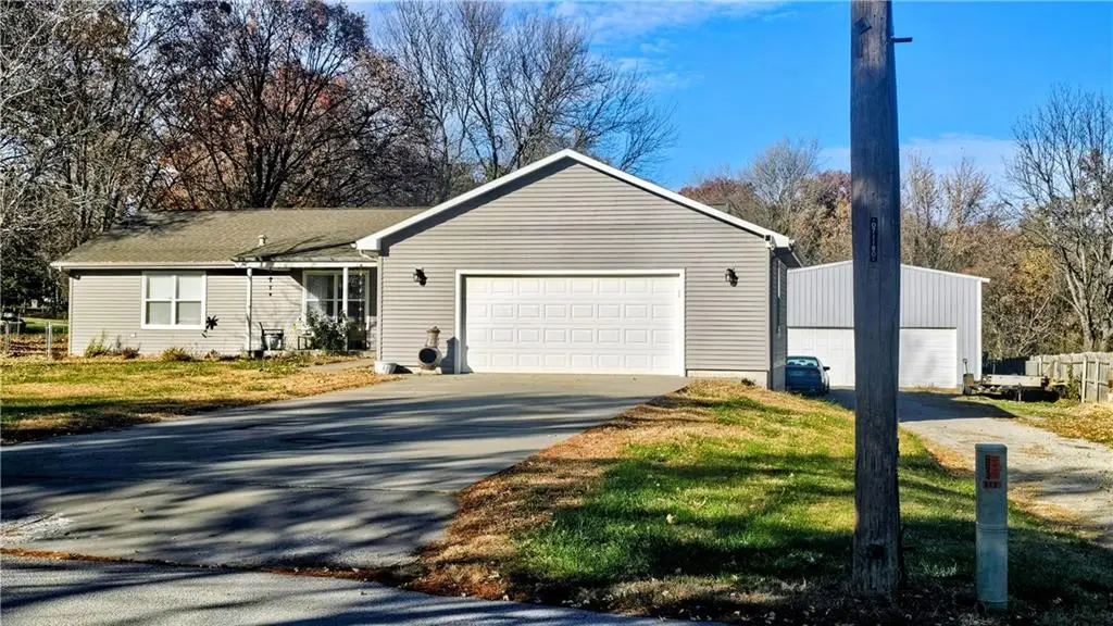 1820 E Morgan Road, Independence, MO 64050 - Image #1