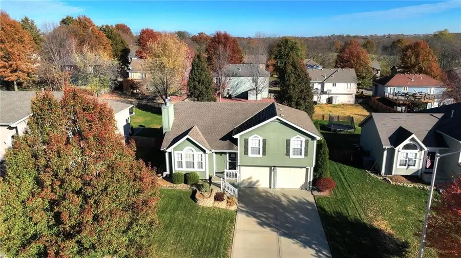 11515 N Ditzler Avenue, Kansas City, MO 64157 - Image #2