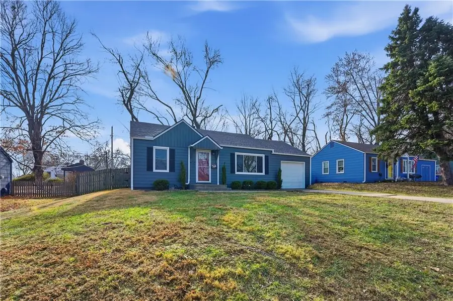 11407 W 68th Terrace, Shawnee, KS 66203 - Image #3