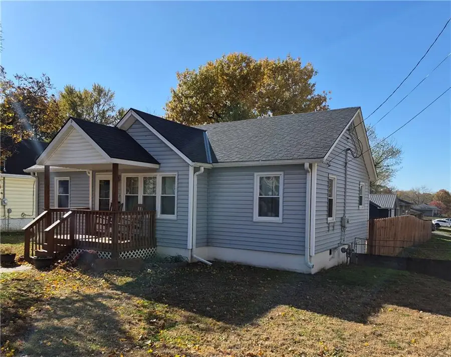 208 Ralph Street, Richmond, MO 64085 - Image #2