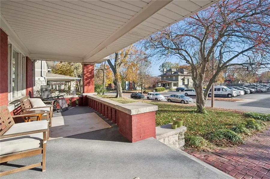 810 W Waldo Avenue, Independence, MO 64050 - Image #3