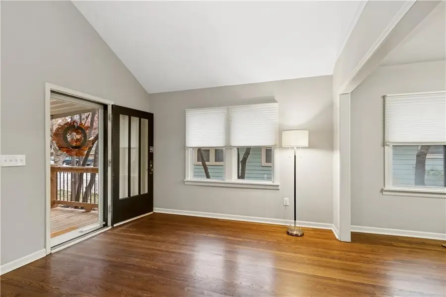 507 E 61 Street, Kansas City, MO 64110 - Image #3