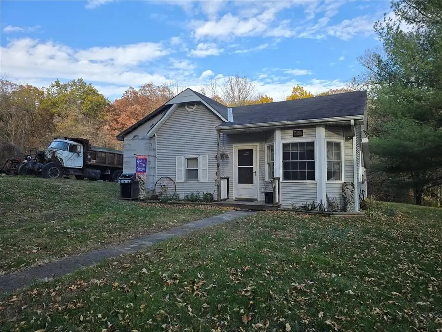 626 Wood Street, Missouri City, MO 64072 - Image #3