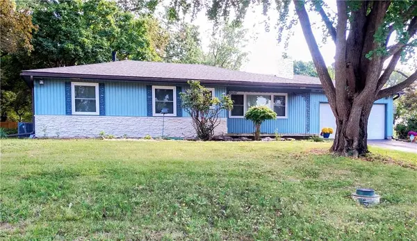 7805 E 73rd Street, Kansas City, MO 64133