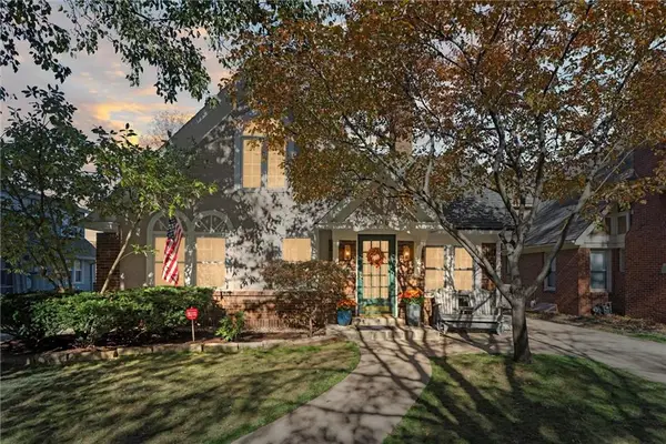 206 E 67th Street, Kansas City, MO 64113