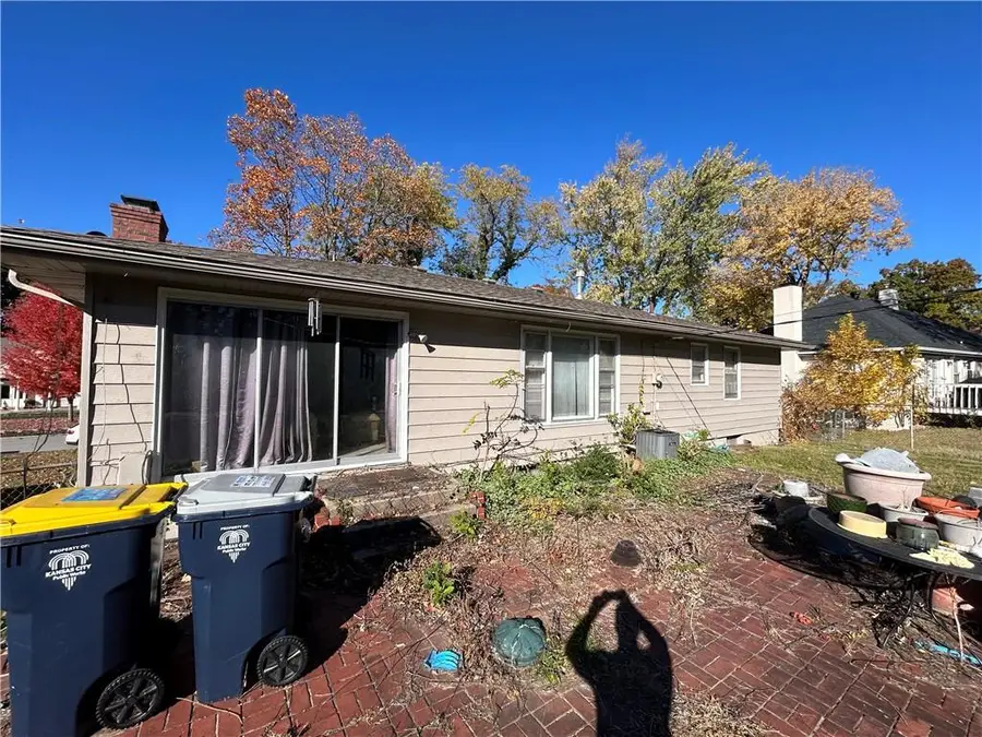 3335 N Chippewa Drive, North Kansas City, MO 64116 - Image #2