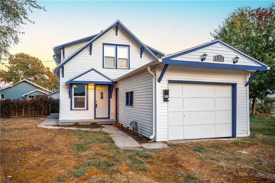 602 N Franklin Avenue, Marshall, MO 65340 - Image #2