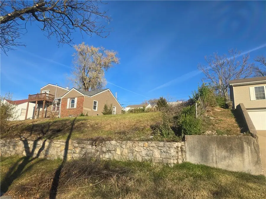 5321 Swope Parkway, Kansas City, MO 64130 - Image #2