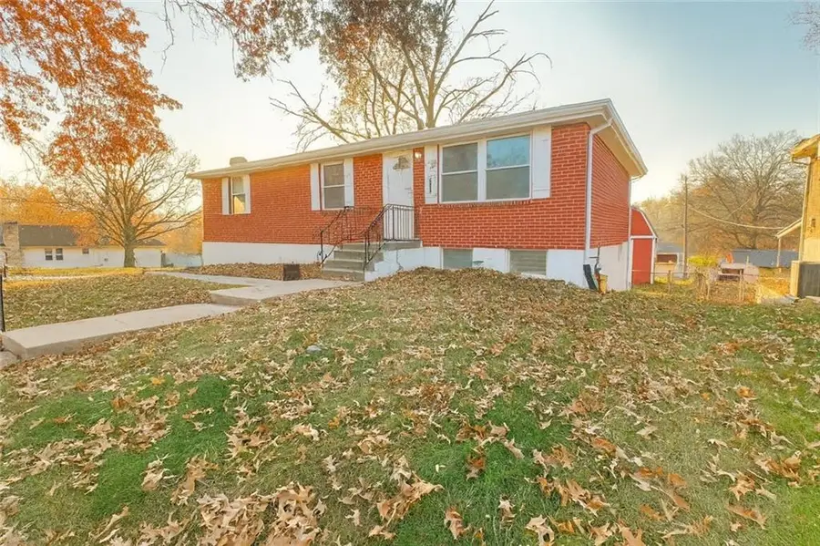 4000 N Jackson Terrace, Kansas City, MO 64117 - Image #2