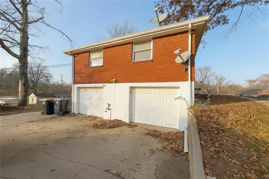 4000 N Jackson Terrace, Kansas City, MO 64117 - Image #3