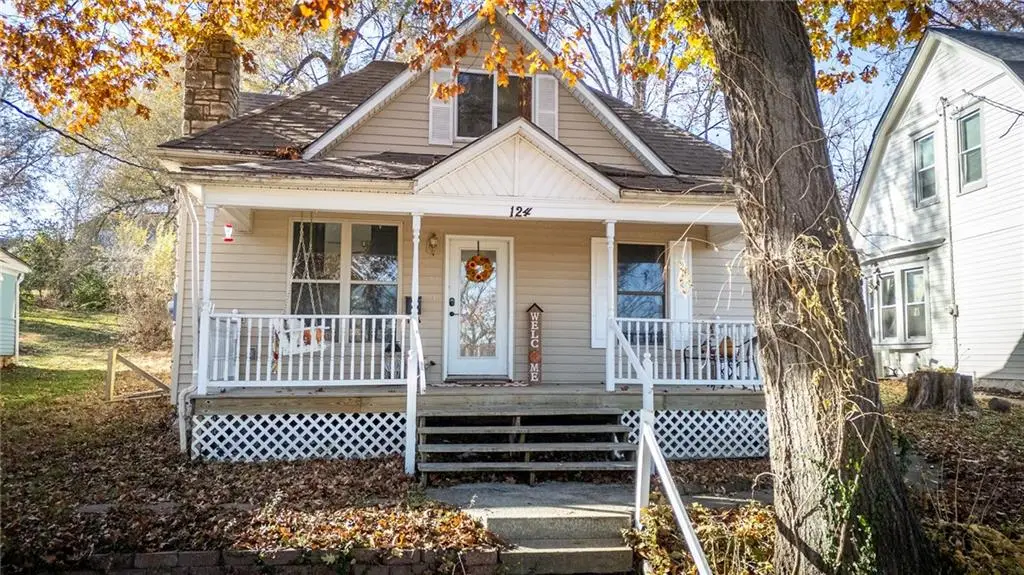 124 Wildwood Street, Excelsior Springs, MO 64024 - Image #1